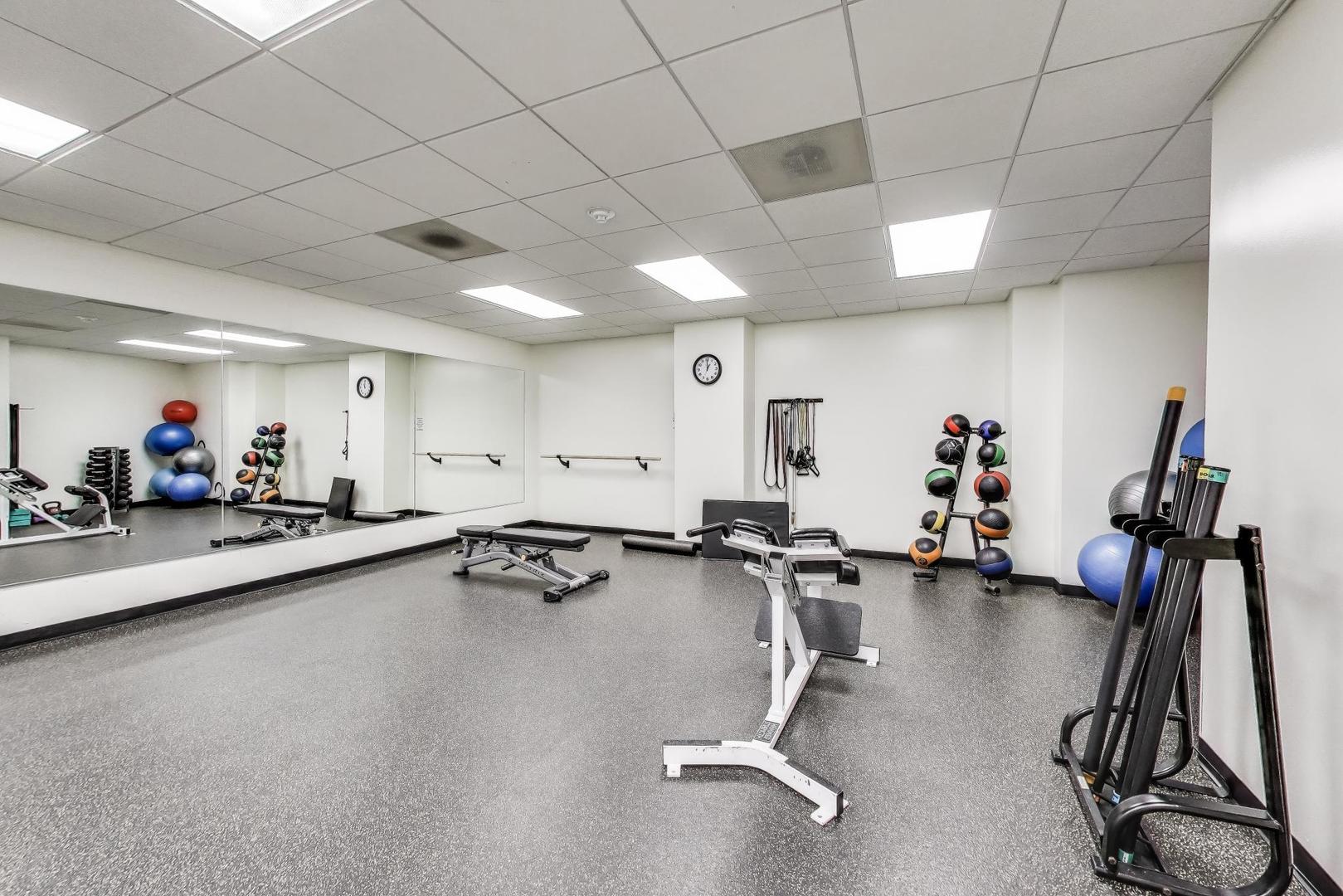 260 East Chestnut Street Chicago IL 60611