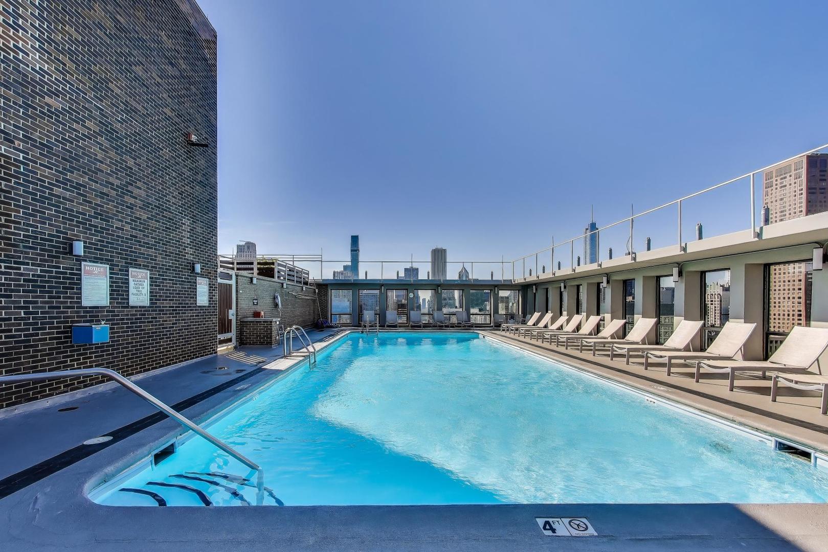 260 East Chestnut Street Chicago IL 60611
