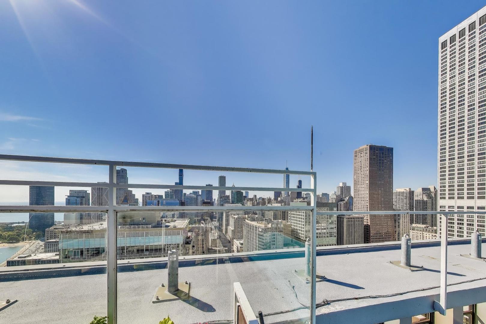 260 East Chestnut Street Chicago IL 60611