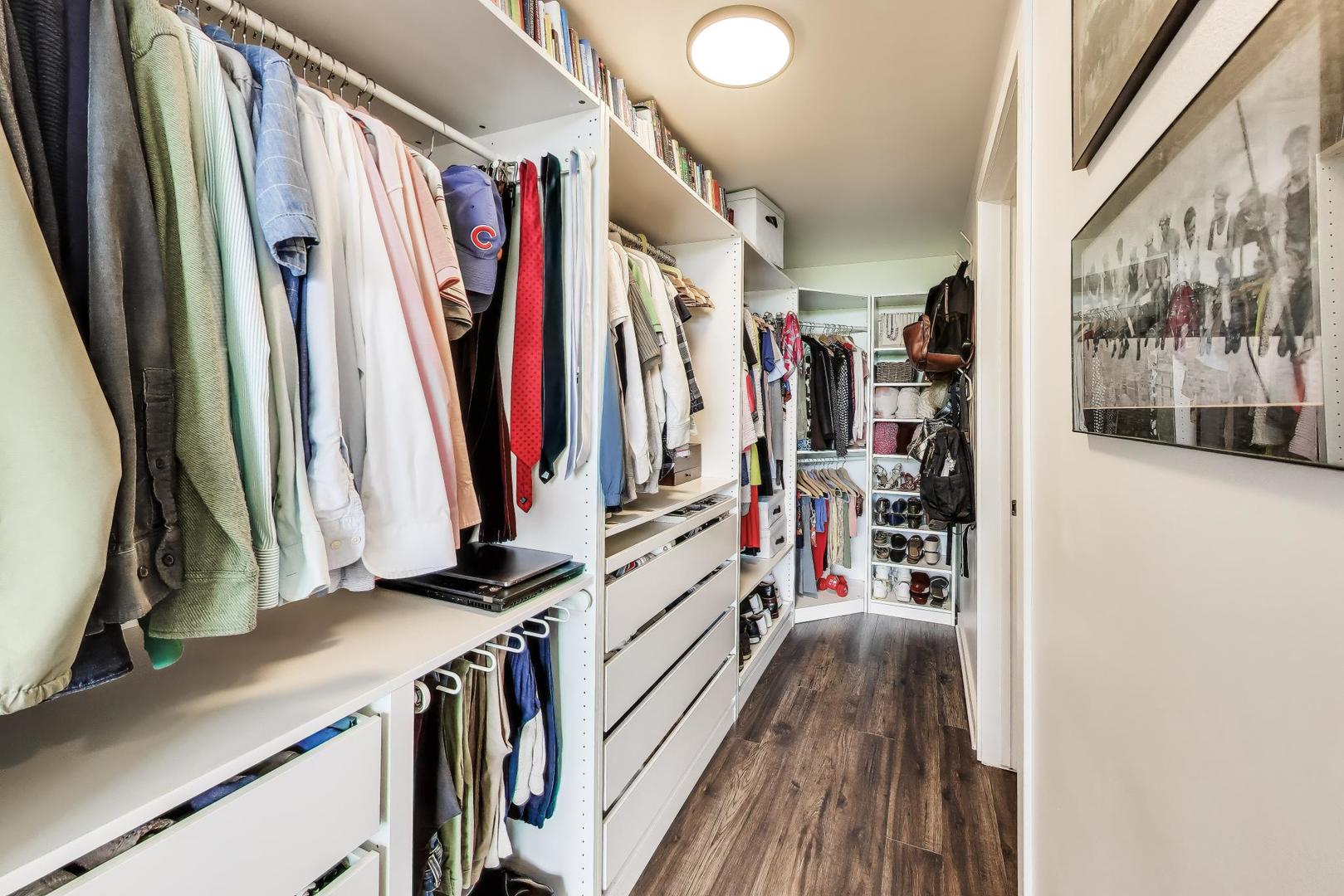 3946 North Ravenswood Avenue Chicago IL 60613