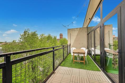 3946 North Ravenswood Avenue Chicago IL 60613