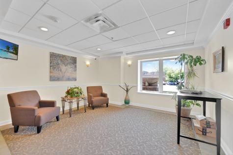 635 Perrie Drive Elk Grove Village IL 60007