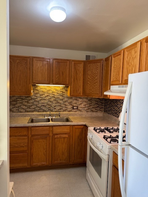 2605 South Indiana Avenue Chicago IL 60616
