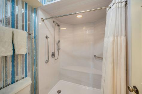 1671 Mission Hills Road Northbrook IL 60062