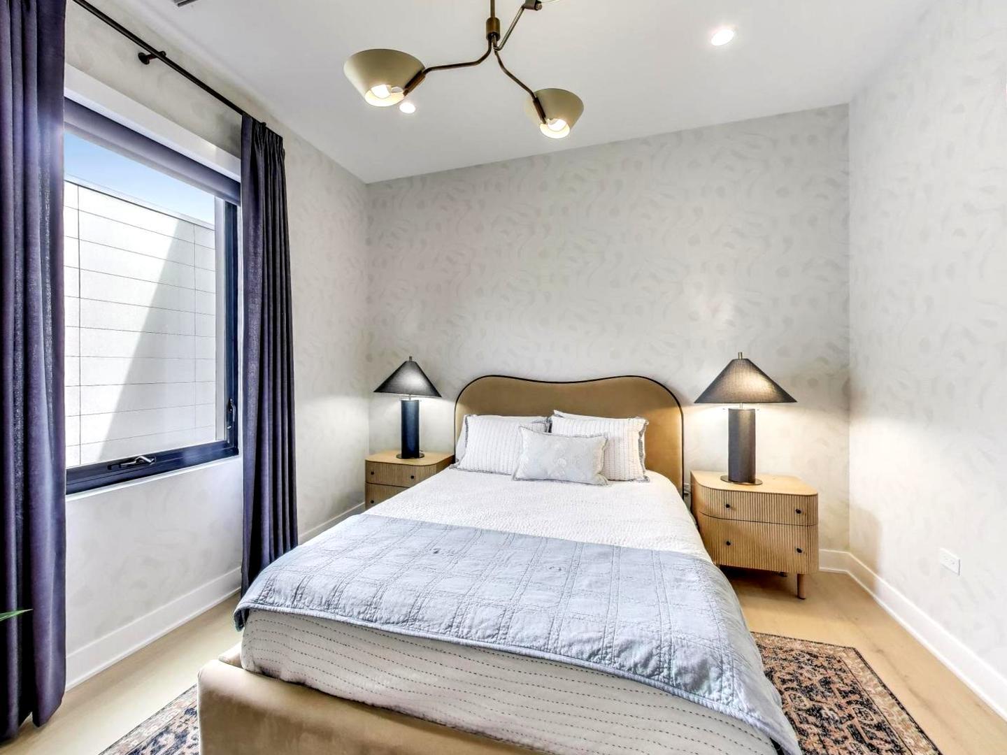 6 North Carpenter Street Chicago IL 60607