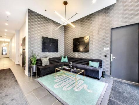 6 North Carpenter Street Chicago IL 60607