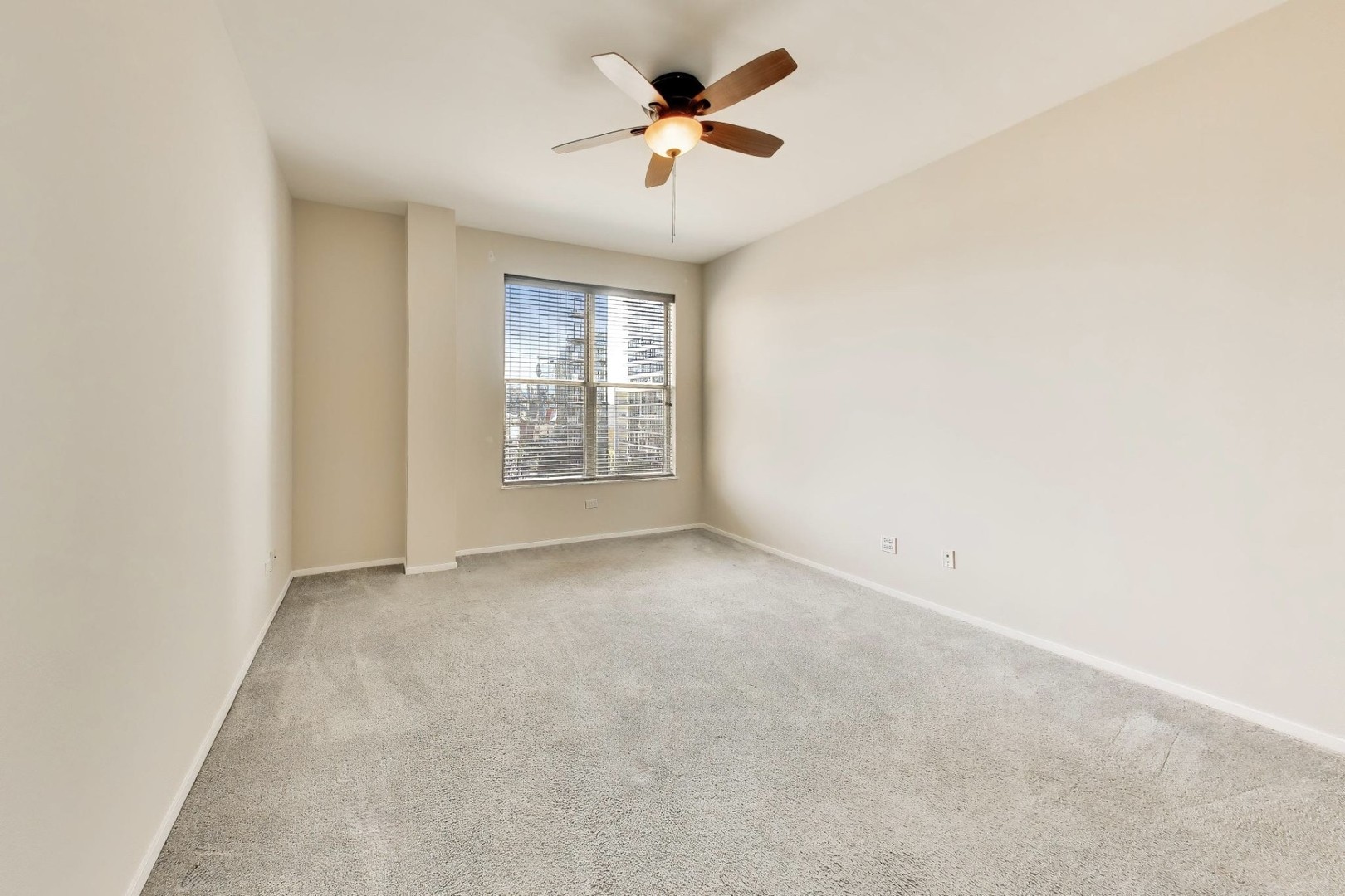 1631 South Michigan Avenue Chicago IL 60616