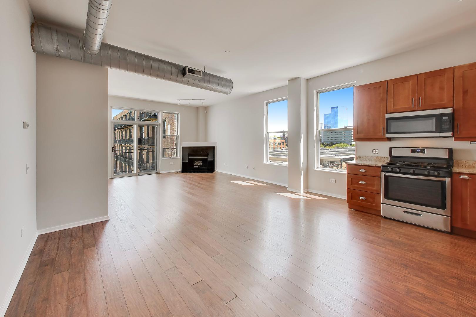 1631 South Michigan Avenue Chicago IL 60616