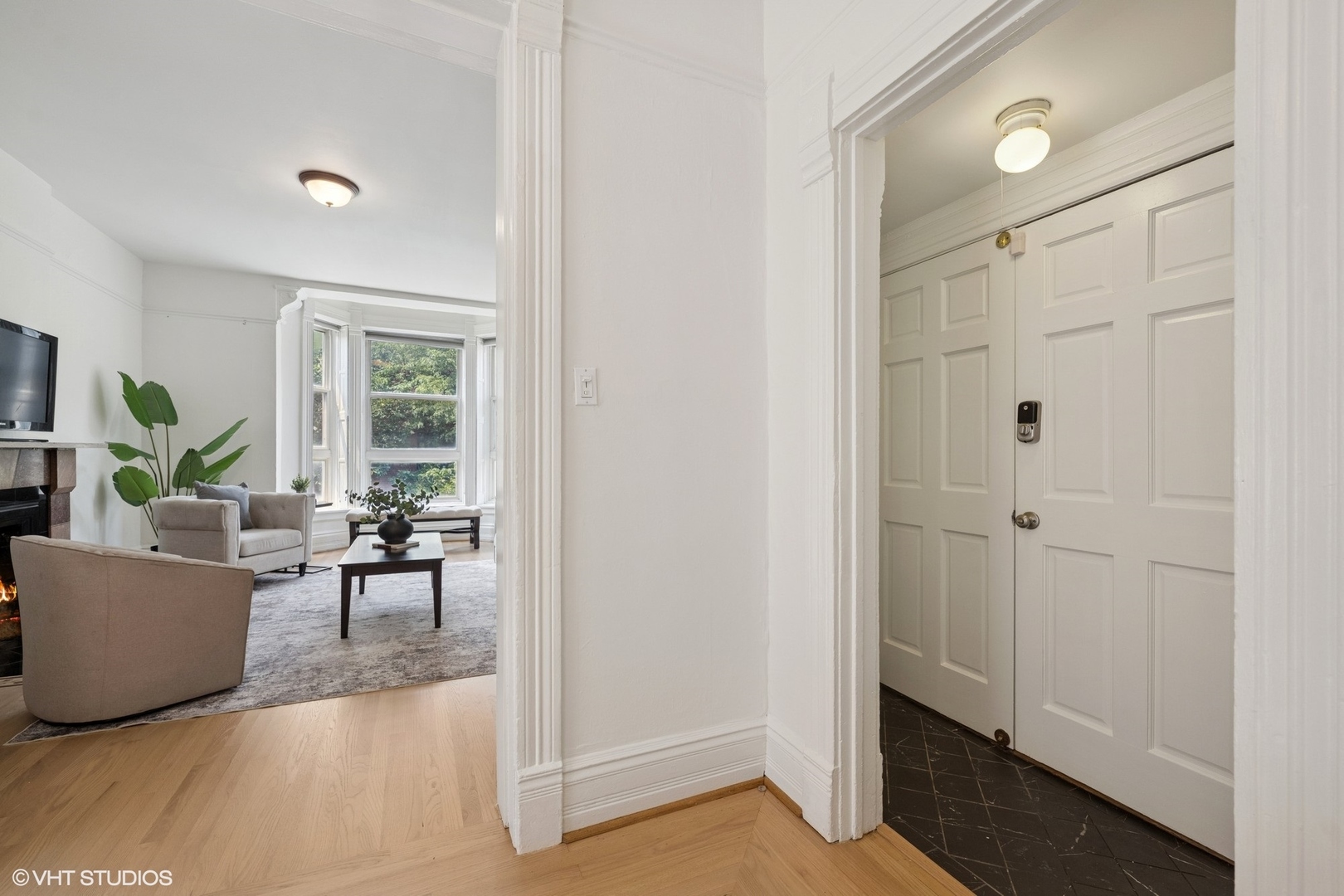 1411 North Wells Street Chicago IL 60610