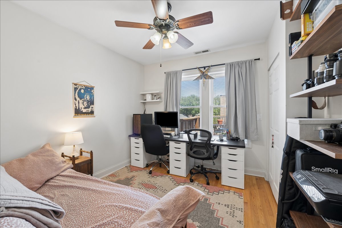 4105 North Lawndale Avenue Chicago IL 60618