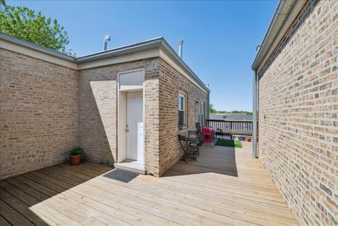 4105 North Lawndale Avenue Chicago IL 60618