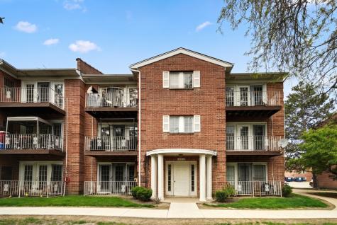 684 Quincy Bridge Lane Glenview IL 60025