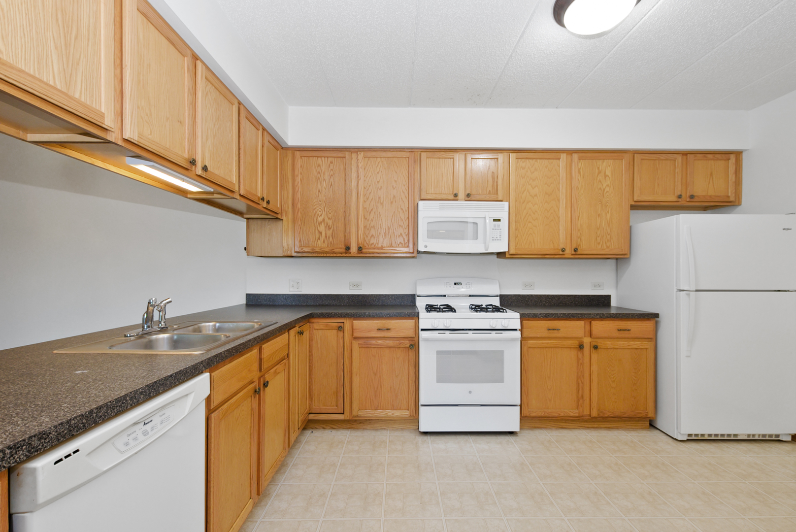 201 West Brush Hill Road Elmhurst IL 60126