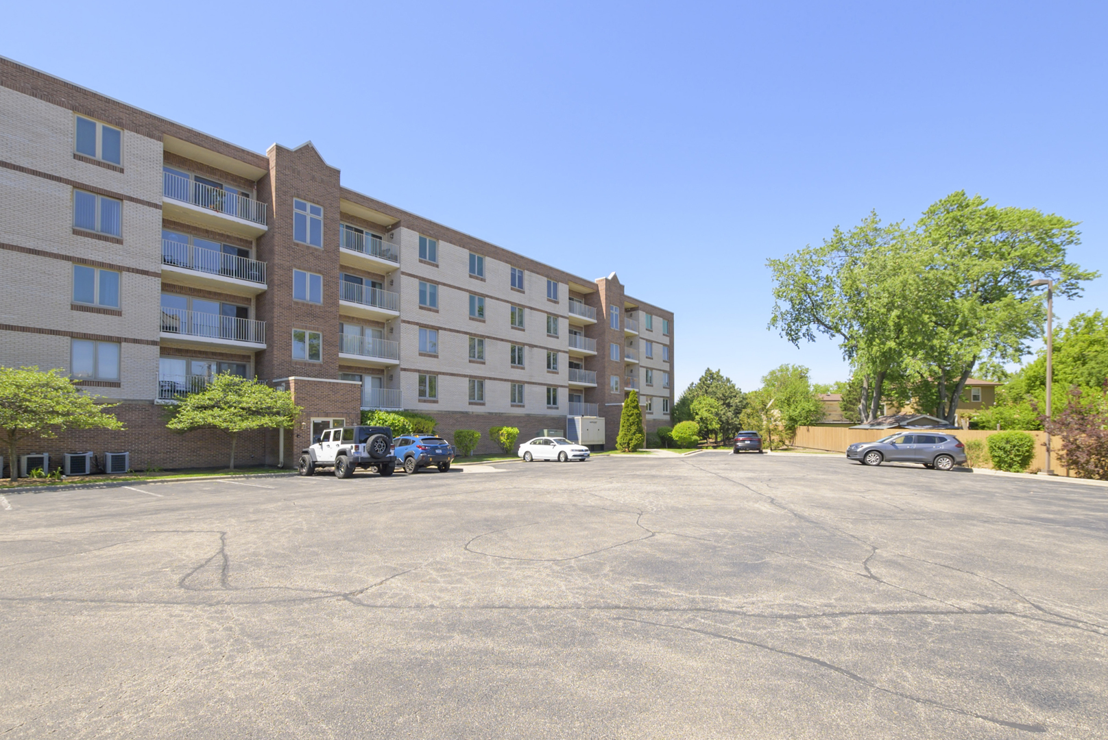 201 West Brush Hill Road Elmhurst IL 60126