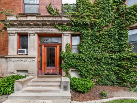 3839 North Wilton Avenue N Chicago IL 60613