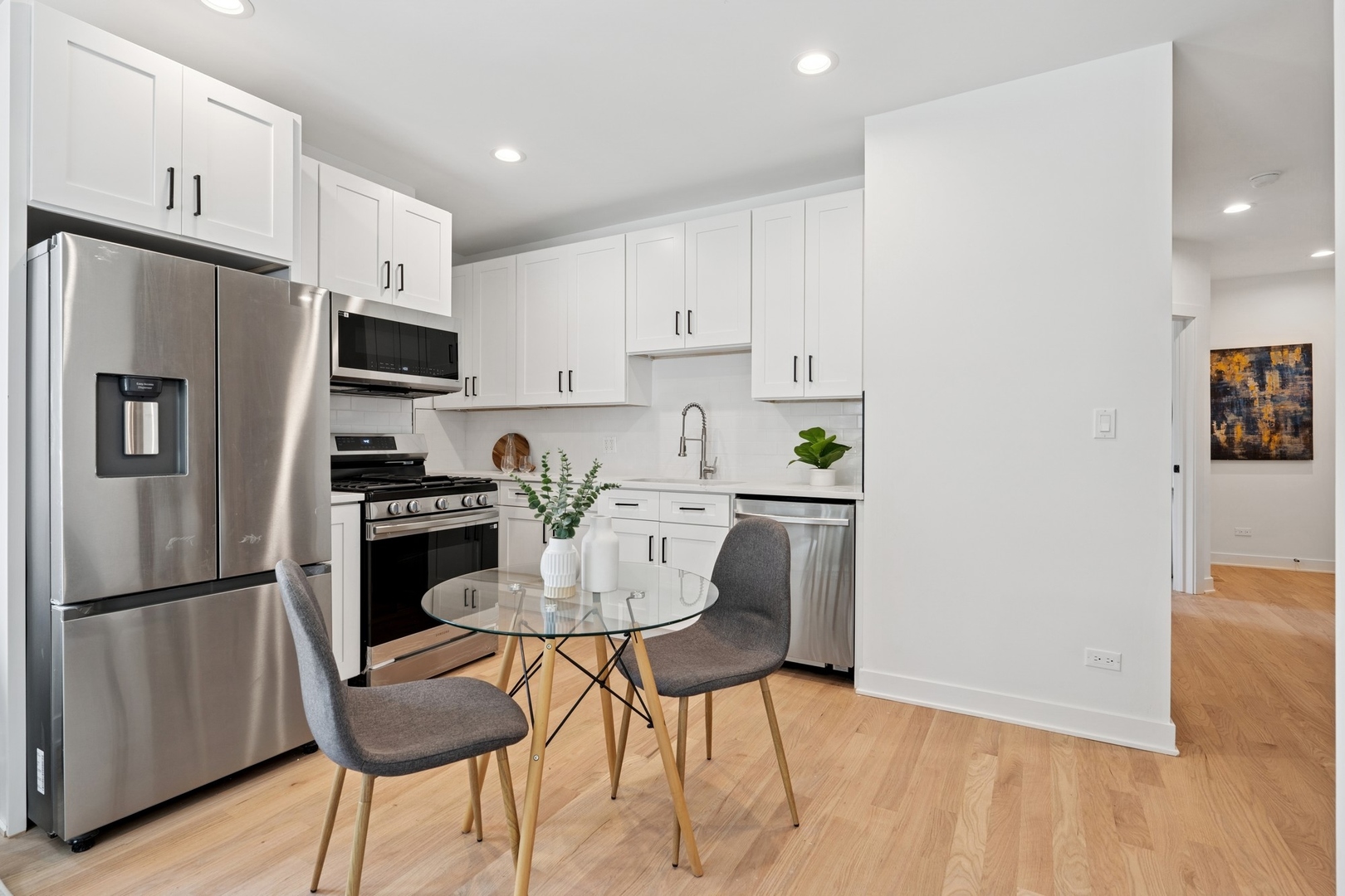 6755 North Hermitage Avenue Chicago IL 60626