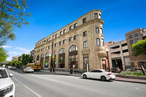 3325 North Lincoln Avenue Chicago IL 60657