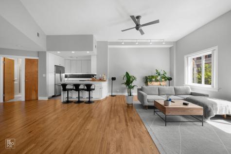3325 North Lincoln Avenue Chicago IL 60657
