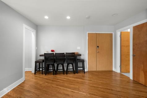 3325 North Lincoln Avenue Chicago IL 60657