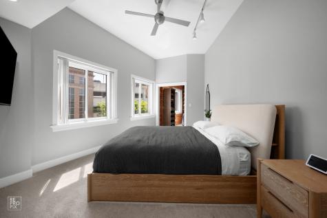 3325 North Lincoln Avenue Chicago IL 60657