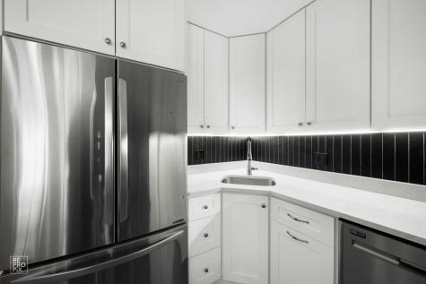 3325 North Lincoln Avenue Chicago IL 60657