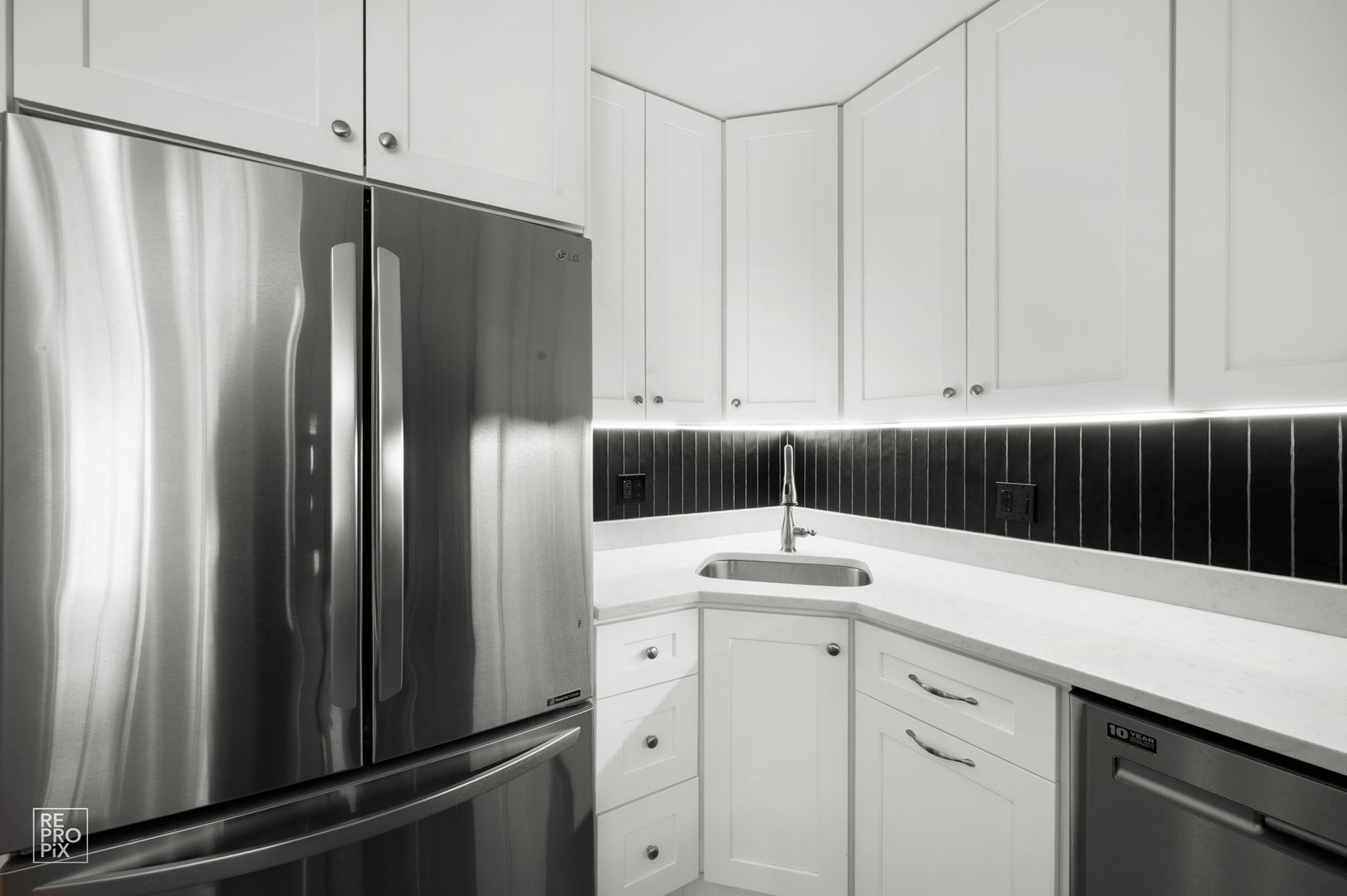 3325 North Lincoln Avenue Chicago IL 60657
