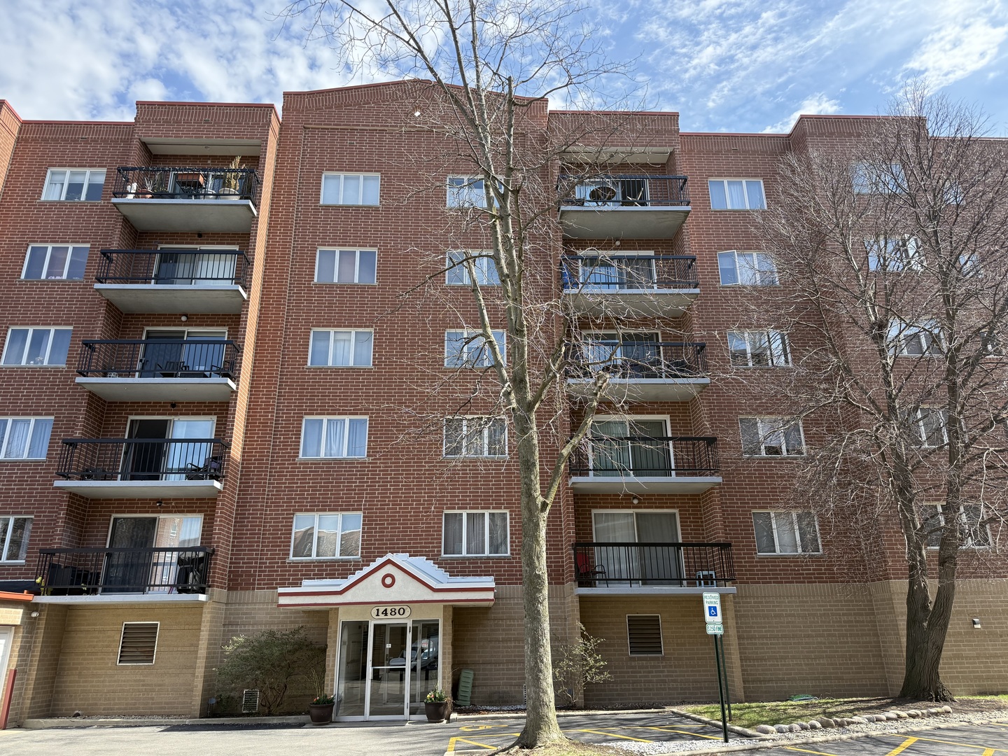 1480 Jefferson Street Des Plaines IL 60016
