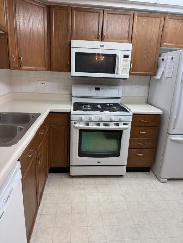 1480 Jefferson Street Des Plaines IL 60016