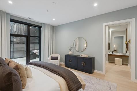 123 South Peoria Street Chicago IL 60607