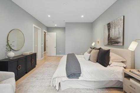 123 South Peoria Street Chicago IL 60607
