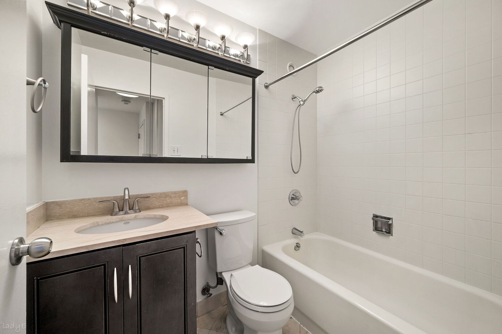211 East Ohio Street Chicago IL 60611