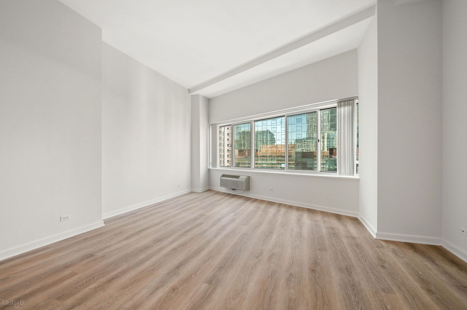 211 East Ohio Street Chicago IL 60611