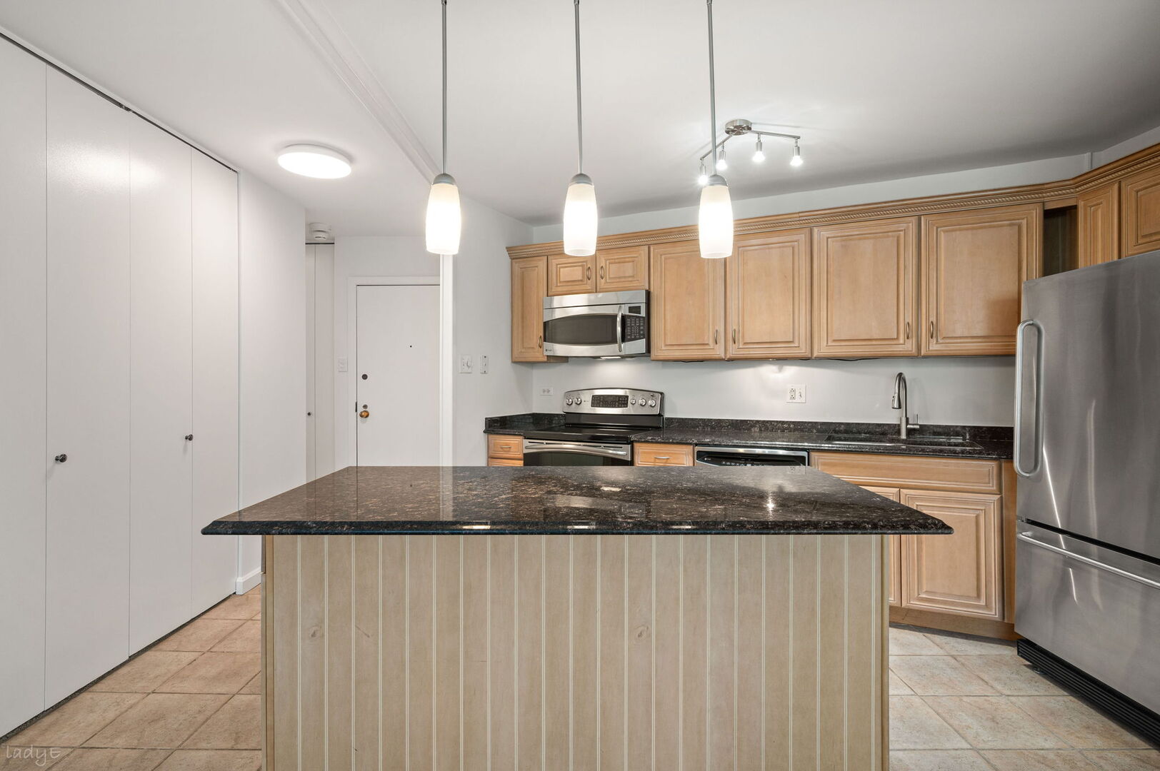 211 East Ohio Street Chicago IL 60611