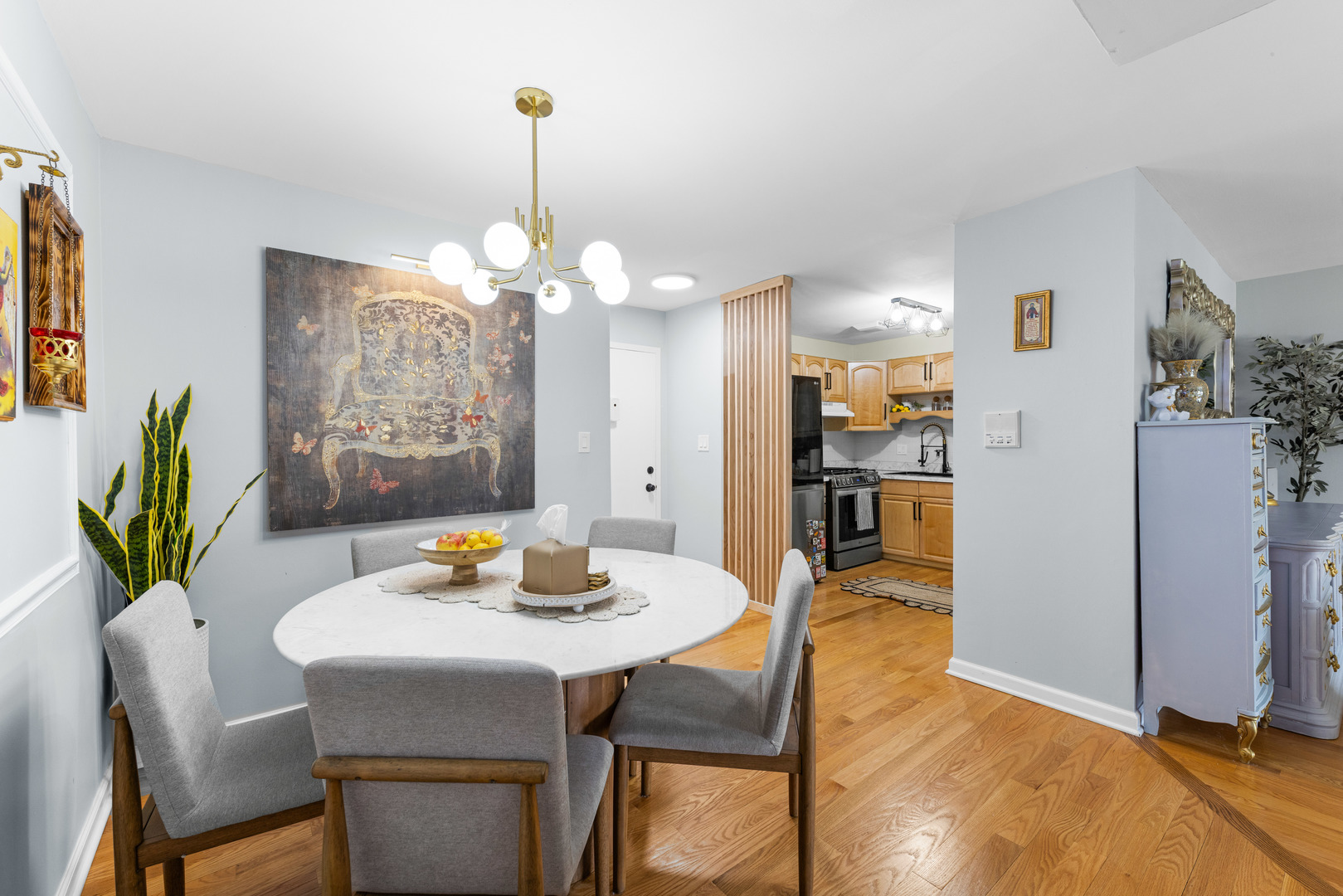 7A Kingery Quarter Willowbrook IL 60527