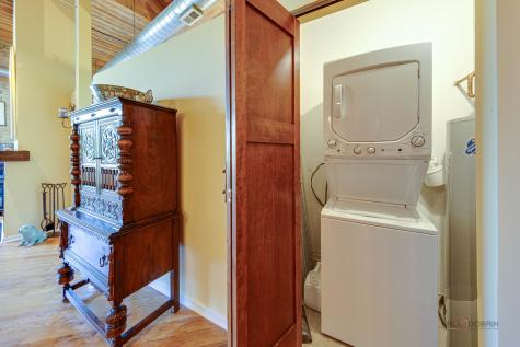 1801 West Larchmont Avenue Chicago IL 60613