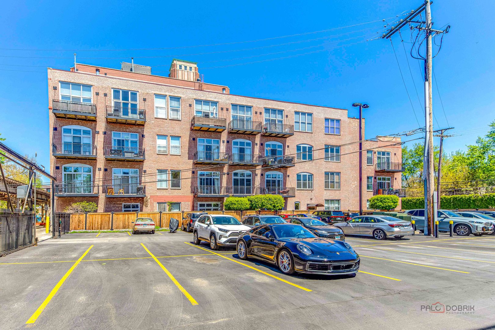 1801 West Larchmont Avenue Chicago IL 60613