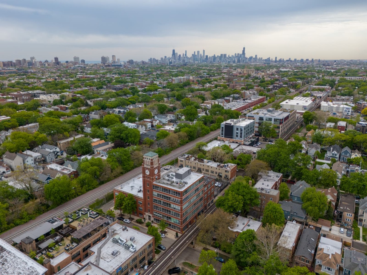 1801 West Larchmont Avenue Chicago IL 60613