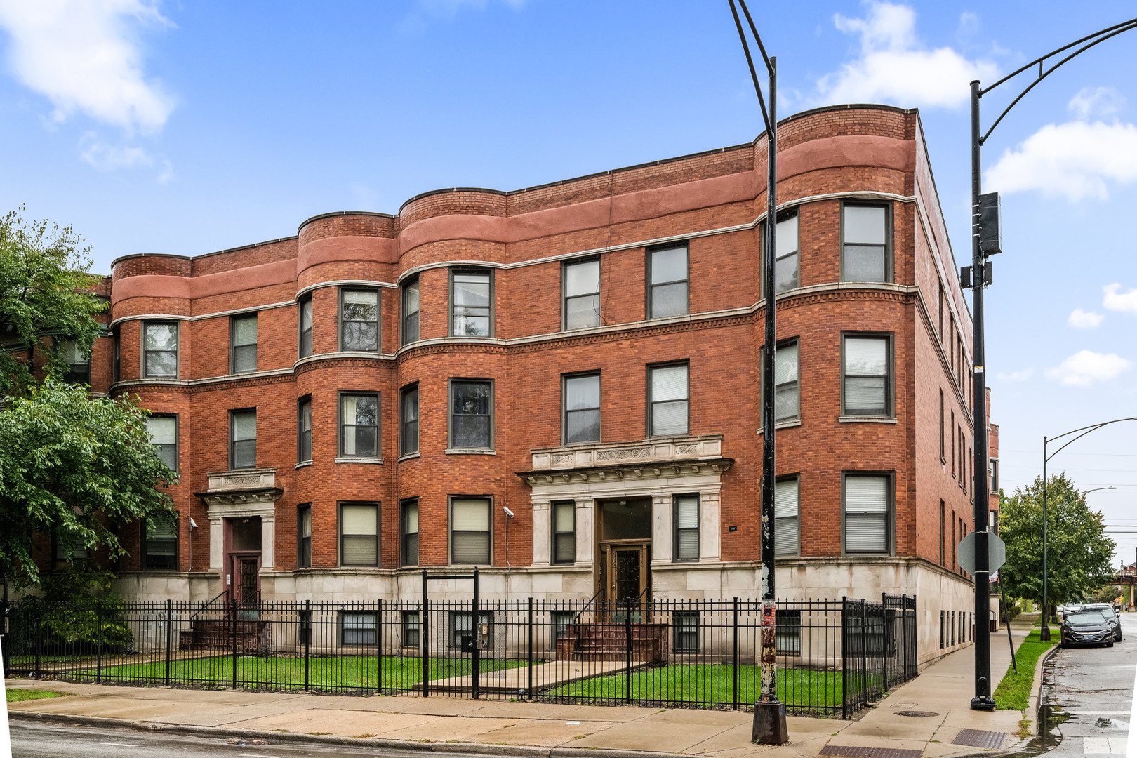 5906 South King Drive Chicago IL 60637