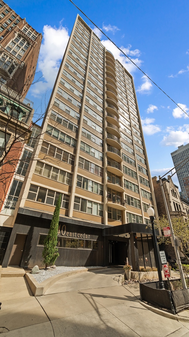 40 East Cedar Street Chicago IL 60611