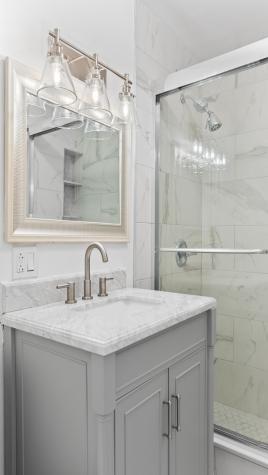40 East Cedar Street Chicago IL 60611