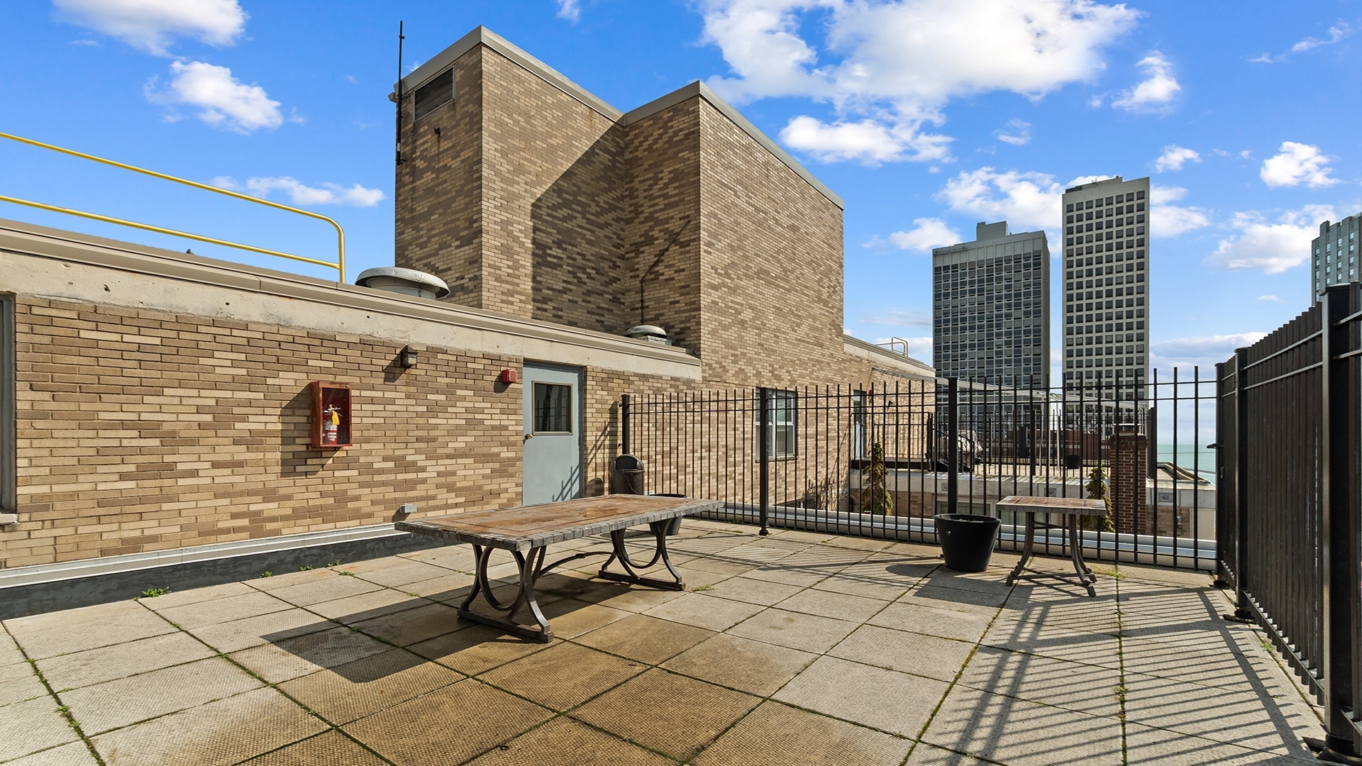 40 East Cedar Street Chicago IL 60611