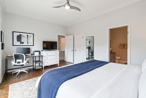929 West George Street Chicago IL 60657