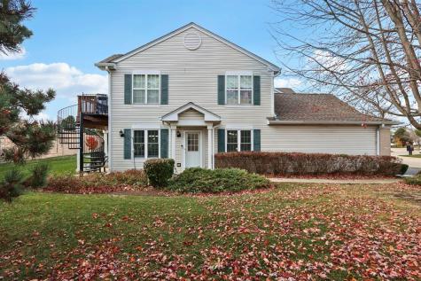 1279 Merrimack Court Crystal Lake IL 60014