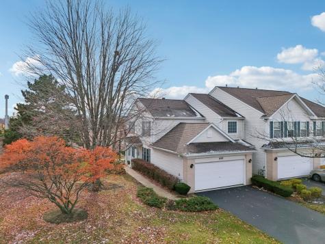 1279 Merrimack Court Crystal Lake IL 60014