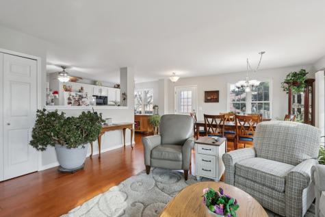 1279 Merrimack Court Crystal Lake IL 60014