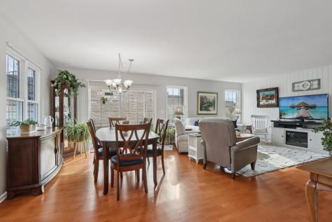 1279 Merrimack Court Crystal Lake IL 60014