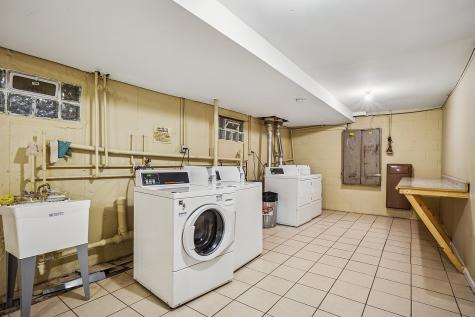 10041 South Walnut Terrace Palos Hills IL 60465