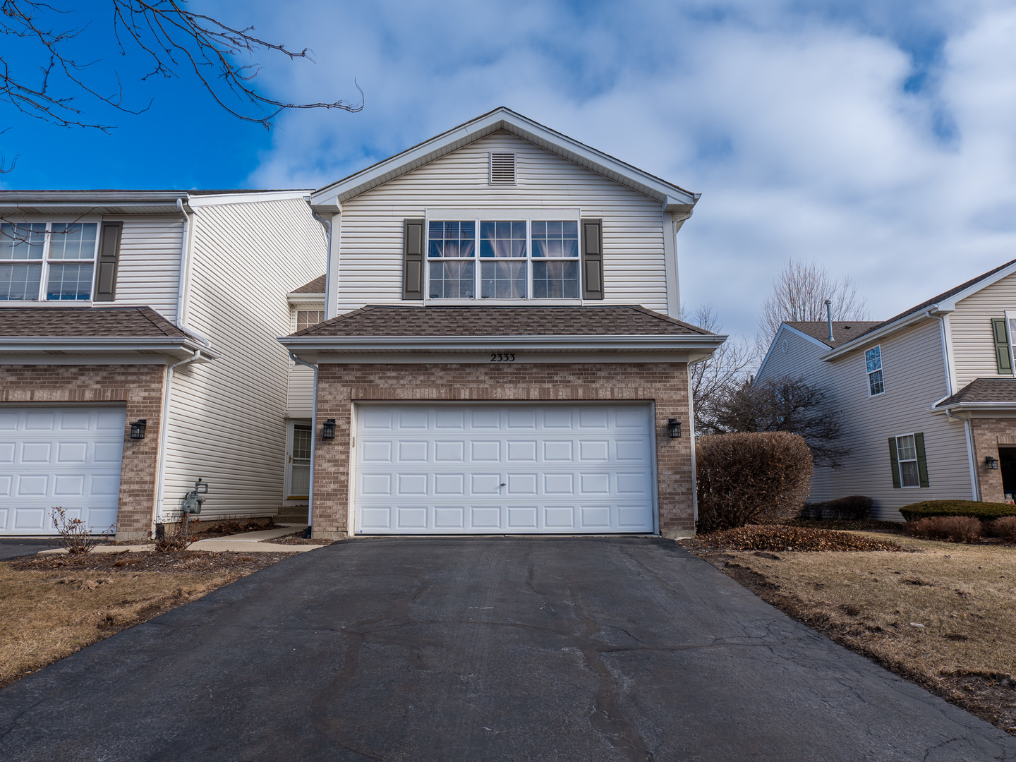 2333 Stoughton Circle Aurora IL 60502