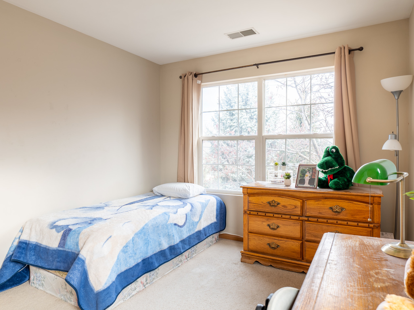 2333 Stoughton Circle Aurora IL 60502