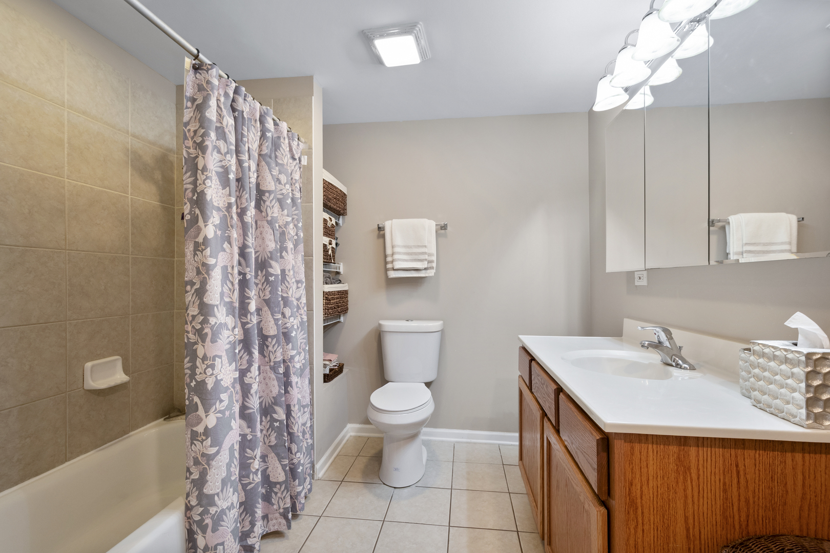 8000 Kilpatrick Avenue Skokie IL 60076